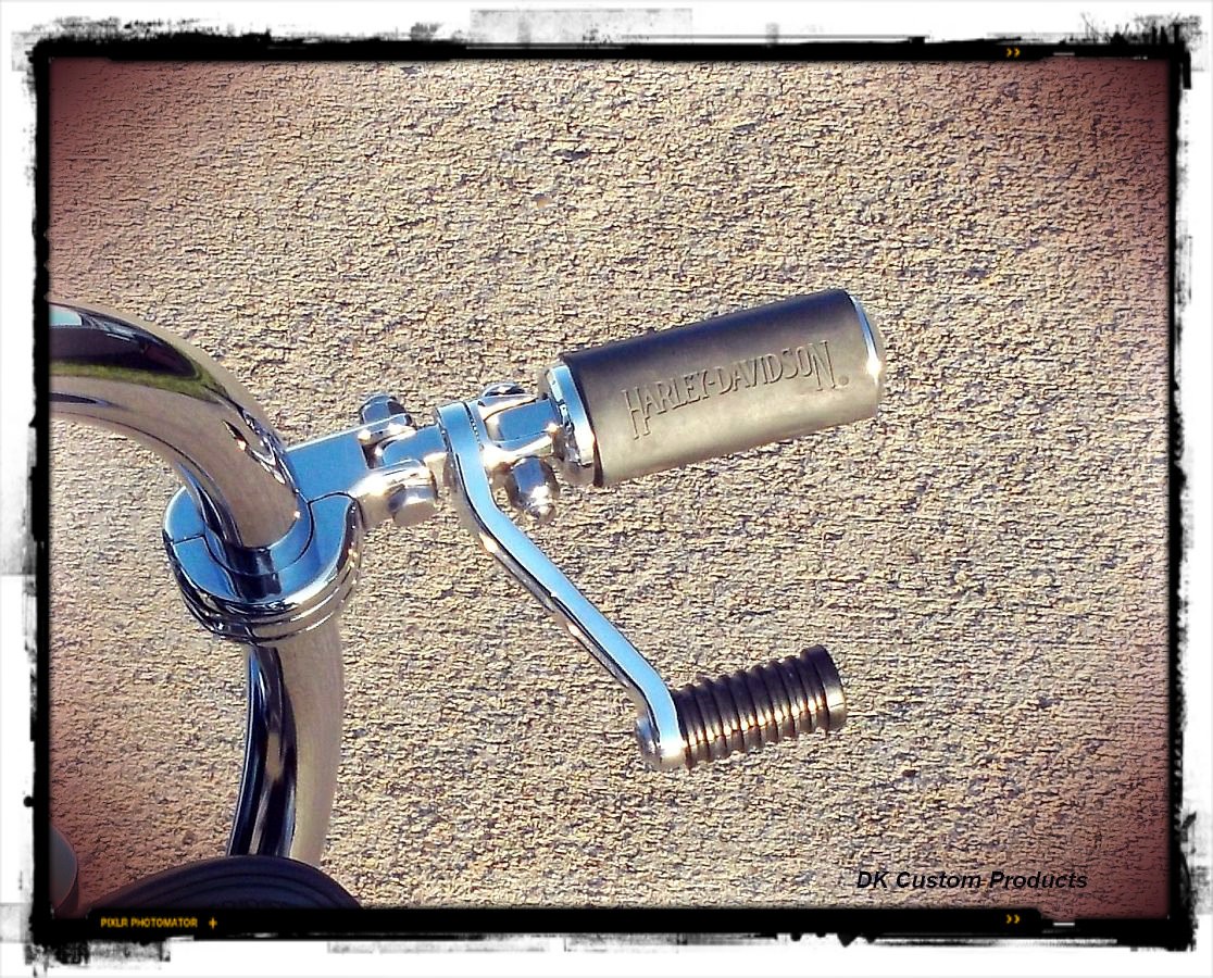 DK Cuatom Chrome Heel Rest Bracket & Arm Kit HARLEY DAVIDSON DK Custom Sportster Dyna Softail Forward Controls Highway Foot Peg Comfort