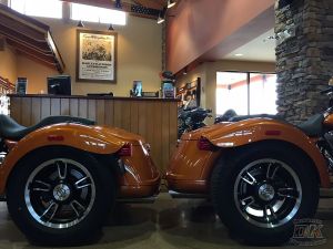DK Custom HD Trikes - Convertible Comfort Lift™ - Improved Comfort & Lift