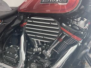 Harley Gen II Milwaukee-Eight NEXGEN™ 828 HiFlow Air Cleaner w/ MVB ~ Contrast Finned