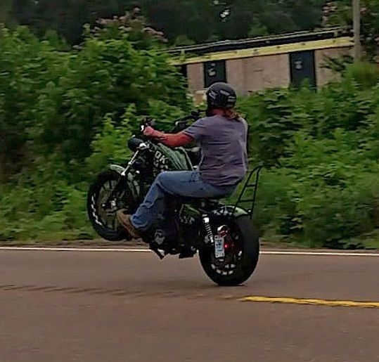 CKDKSportyWheelie